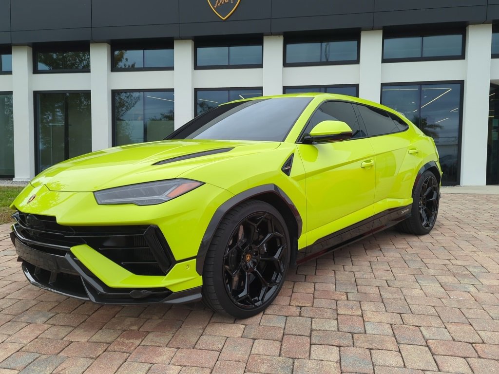 Used 2024 Lamborghini Urus Performante image 1