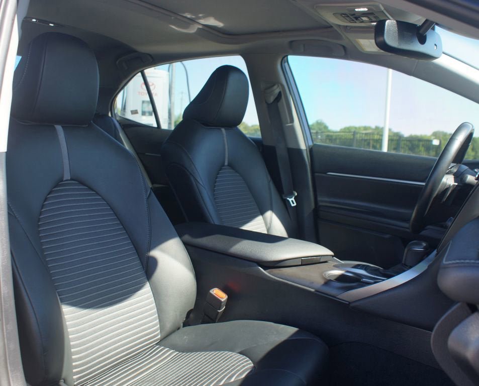Used 2023 Toyota Camry SE w/ Audio Upgrade Package FWD image 21