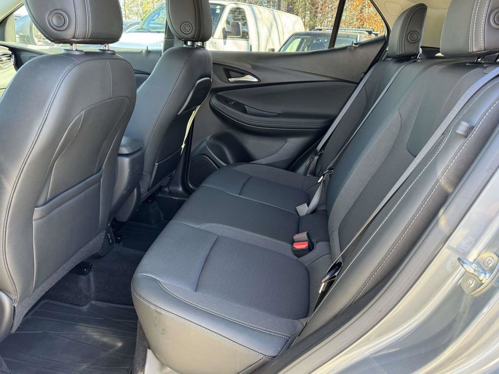 Used 2023 Buick Encore GX Preferred w/ Cold Weather Comfort Package image 18
