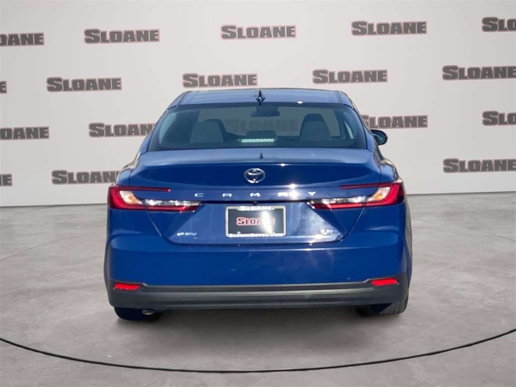 Used 2025 Toyota Camry LE image 4
