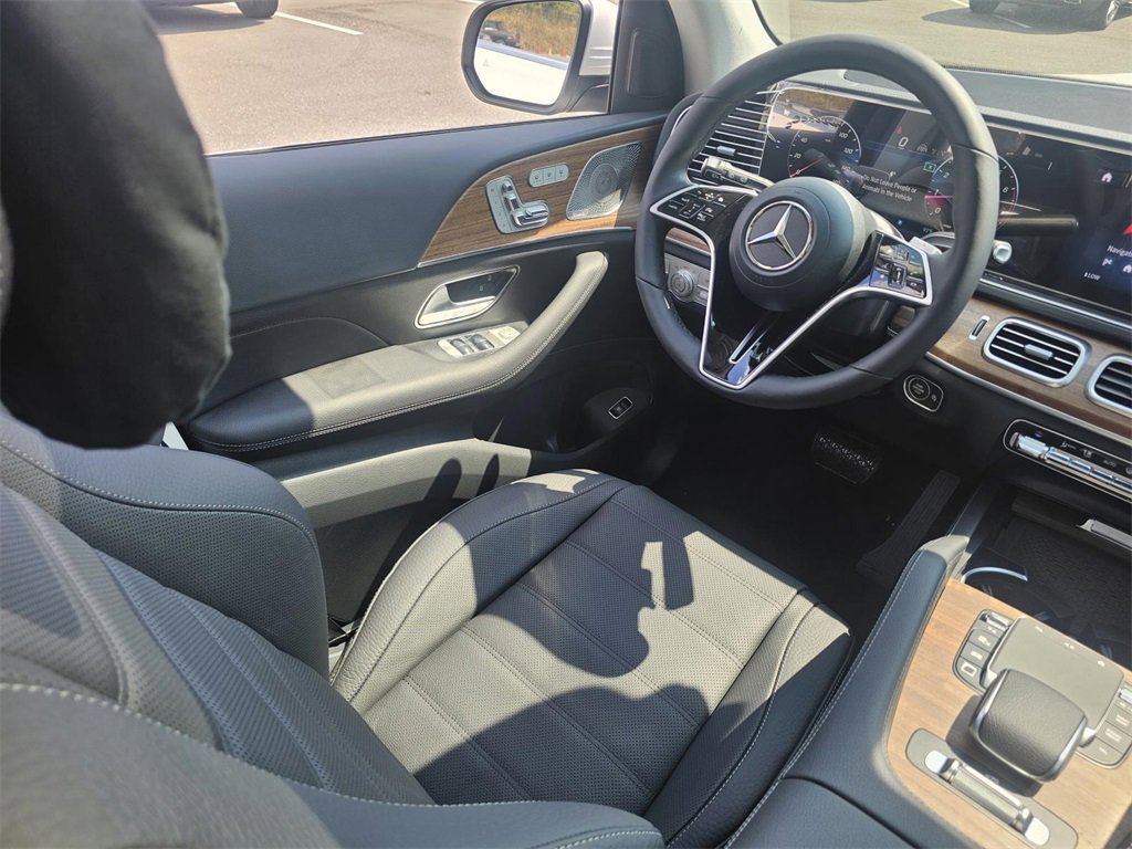 New 2026 Mercedes-Benz GLS 450 4MATIC image 27