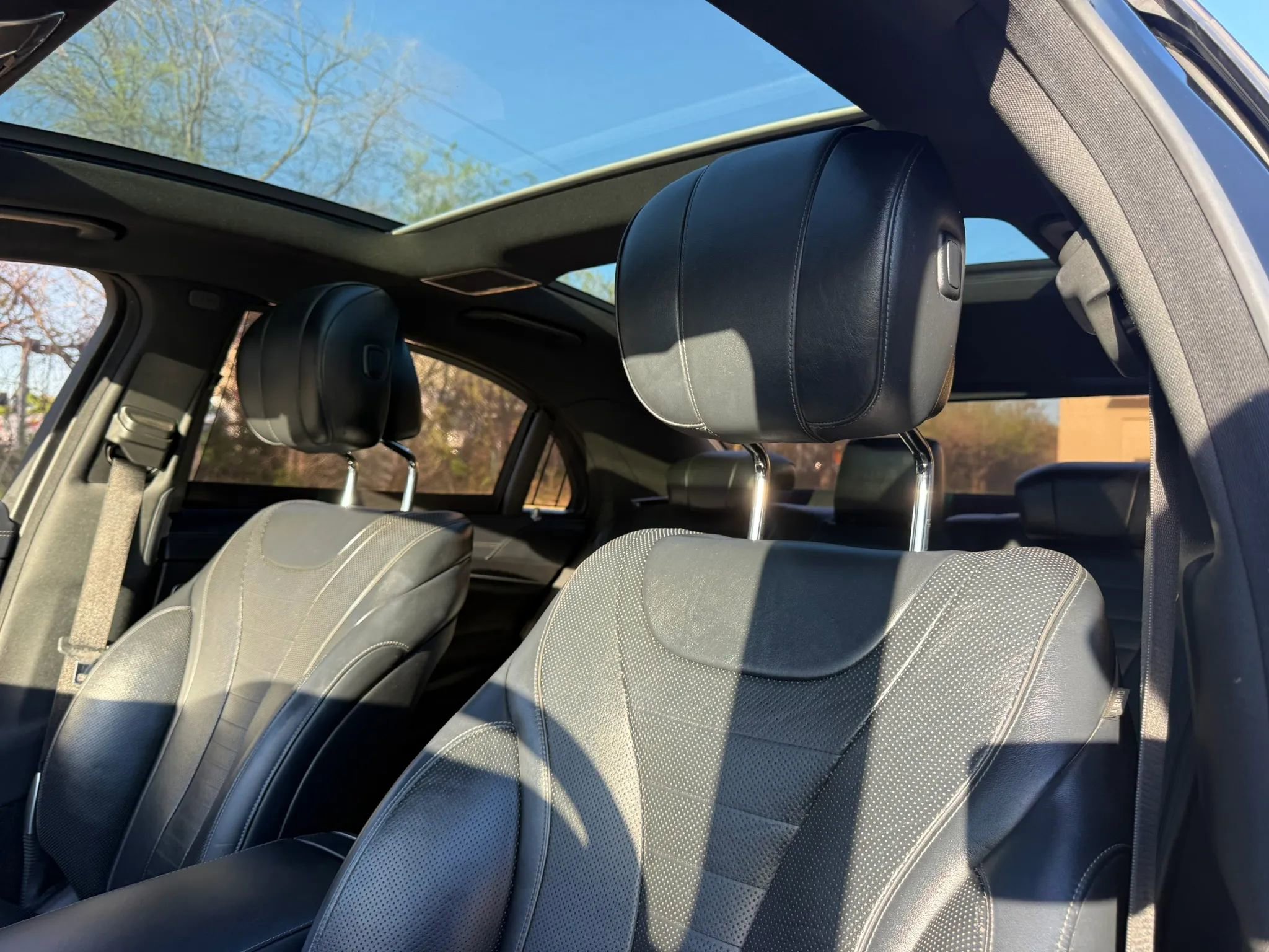 Used 2015 Mercedes-Benz S 550 Sedan image 10