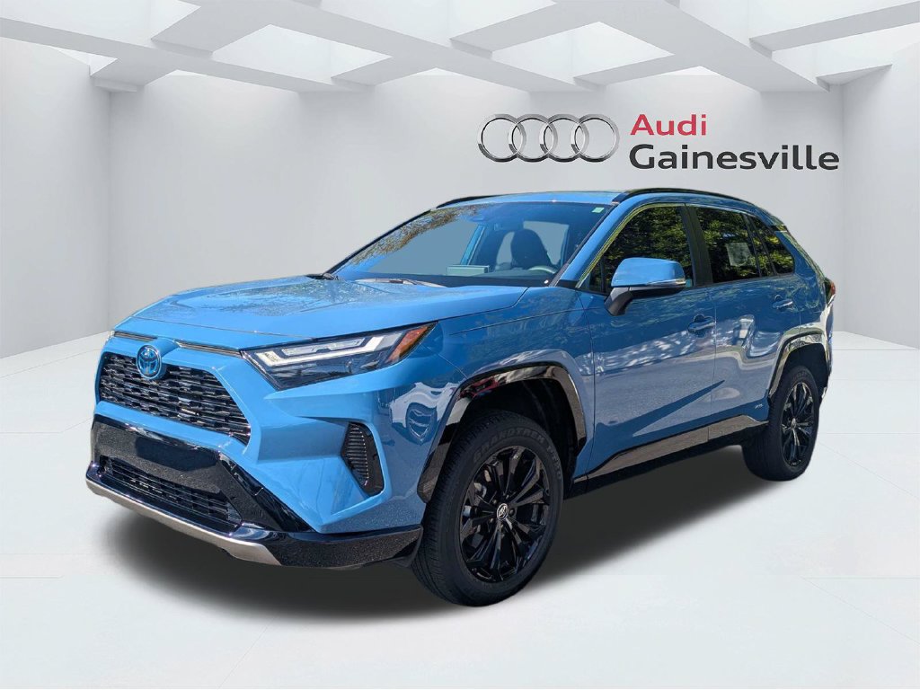 Used 2024 Toyota RAV4 SE AWD/4WD image 10