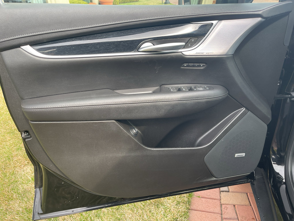 Used 2025 Cadillac XT5 Premium Luxury AWD/4WD image 21