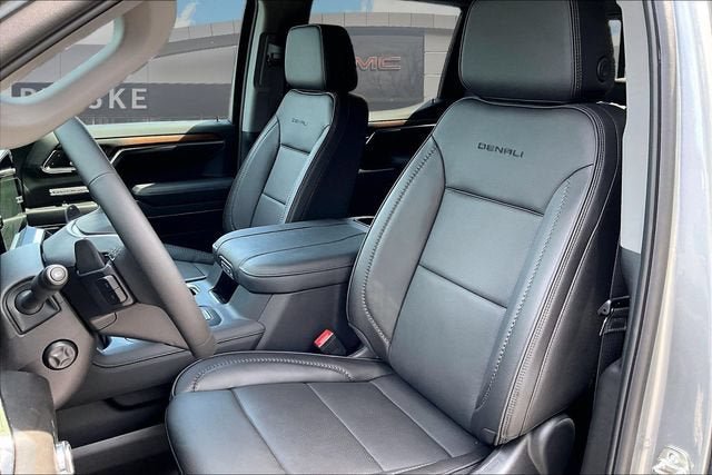 New 2026 GMC Sierra 1500 Denali w/ Technology Package AWD/4WD image 10