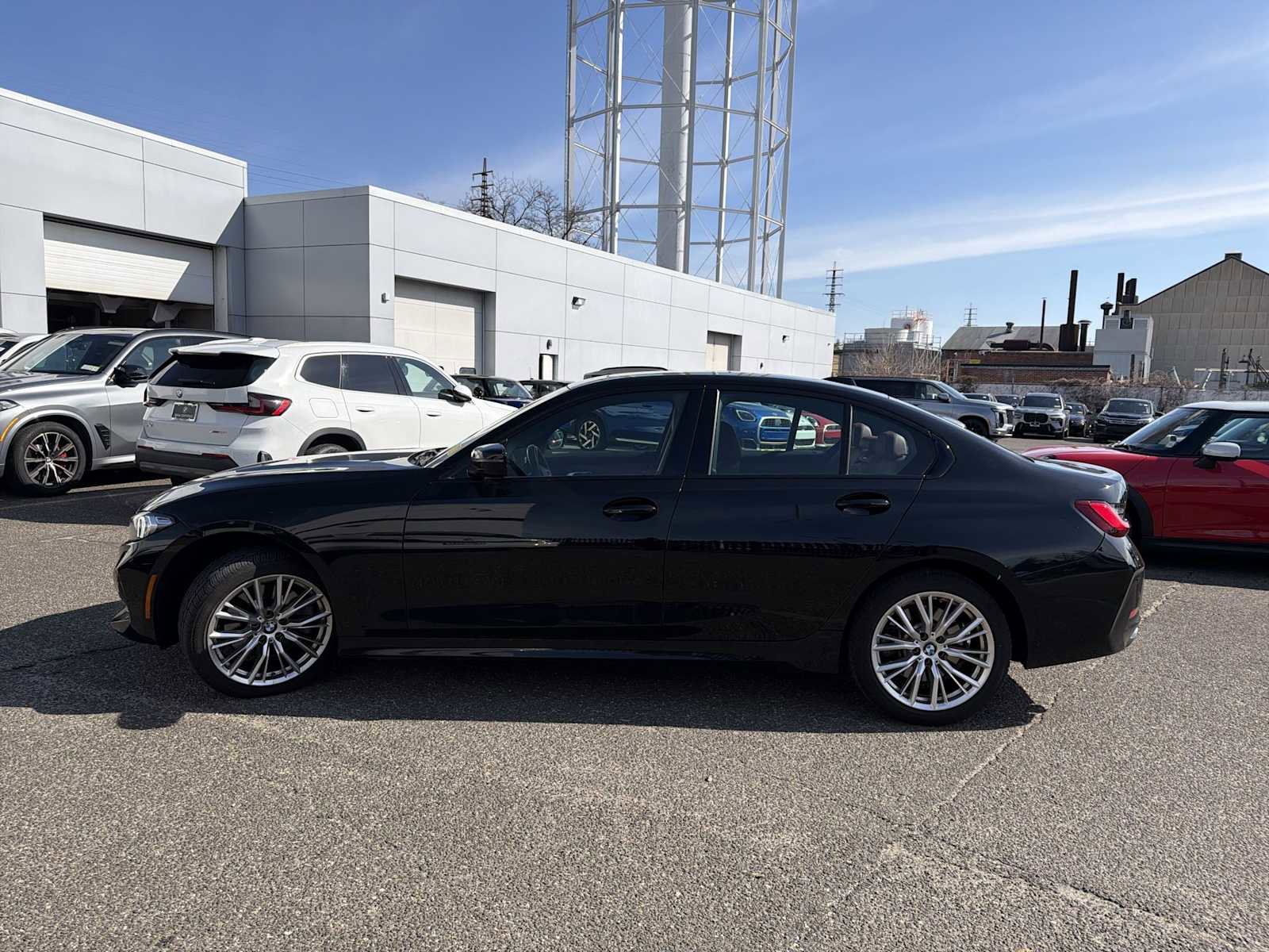 Used 2023 BMW 330i xDrive 330i xDrive w/ Convenience Package image 4