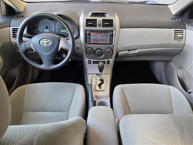 Used 2013 Toyota Corolla LE FWD image 10