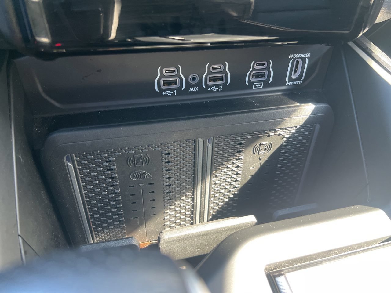 Used 2026 RAM 1500 Rebel w/ G/T Package AWD/4WD image 29