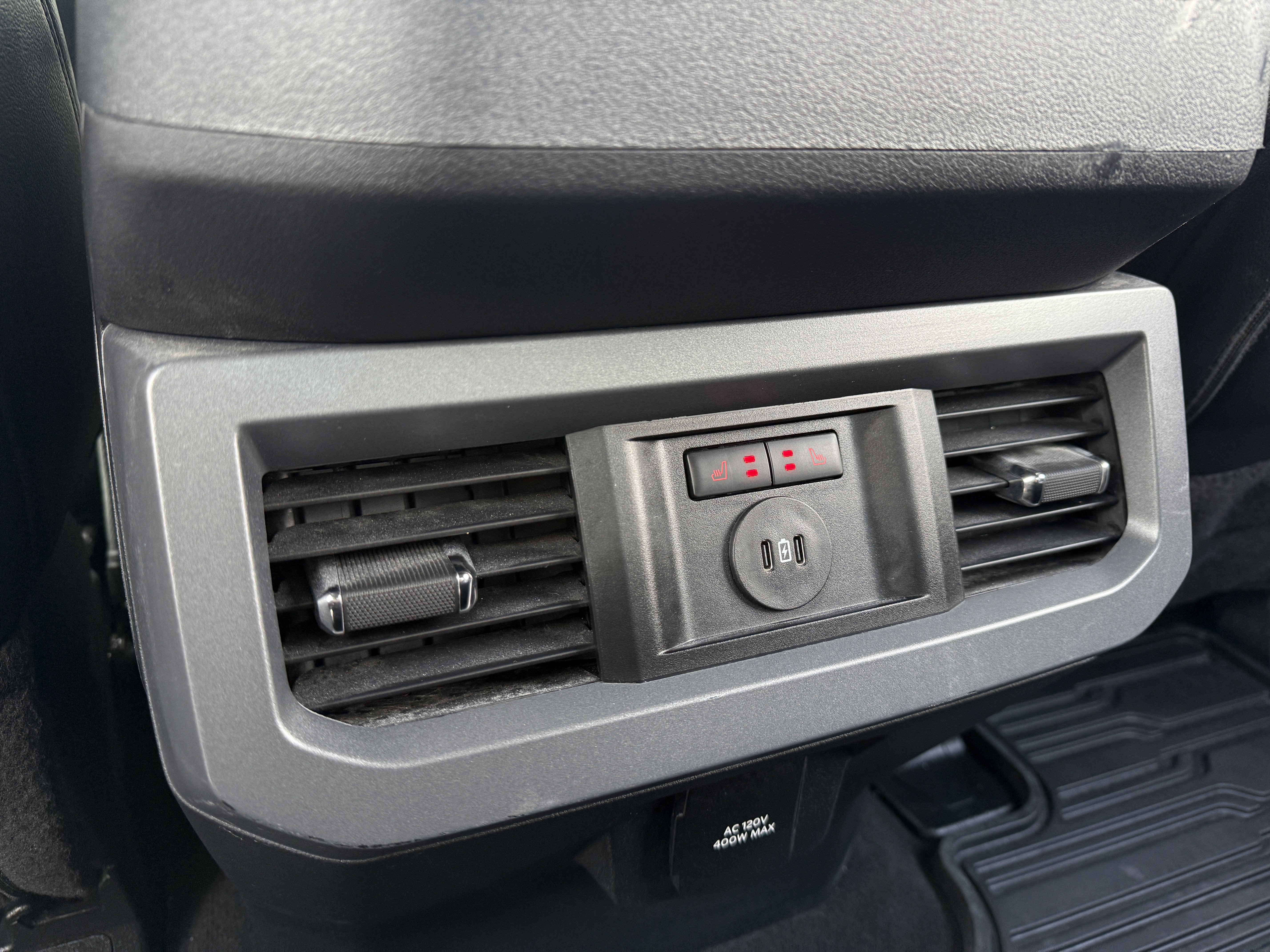 Used 2025 Ford F450 Lariat w/ FX4 Off-Road Package image 26