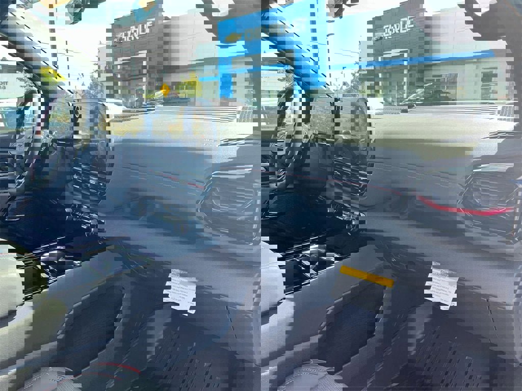 New 2024 Chevrolet Silverado EV RST image 21