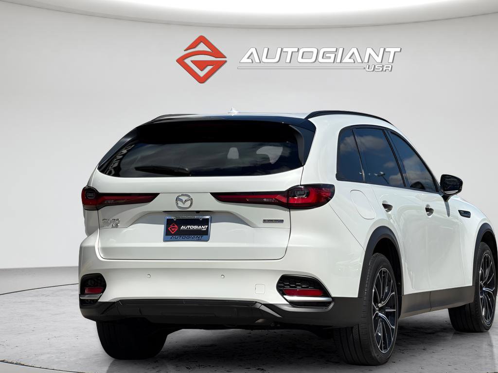 Used 2025 MAZDA CX-70 Plug-In Hybrid w/ Premium Pkg image 11
