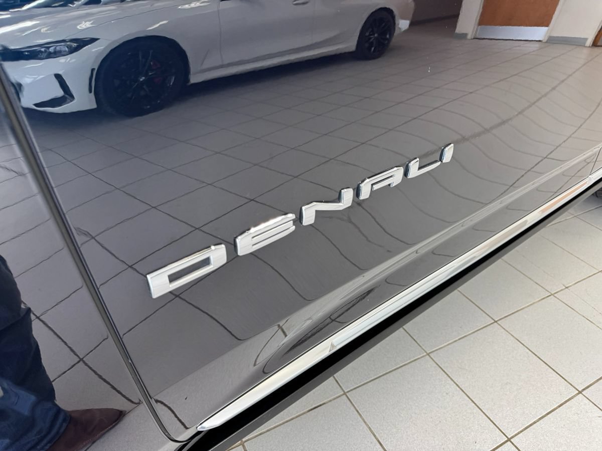 Used 2023 GMC Yukon Denali AWD/4WD image 68