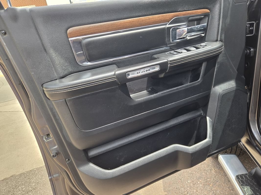 Used 2014 RAM 2500 Laramie w/ Cold Weather Group AWD/4WD image 15