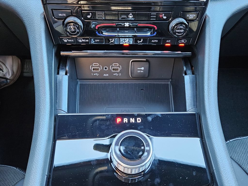 New 2025 Jeep Grand Cherokee Altitude RWD image 20