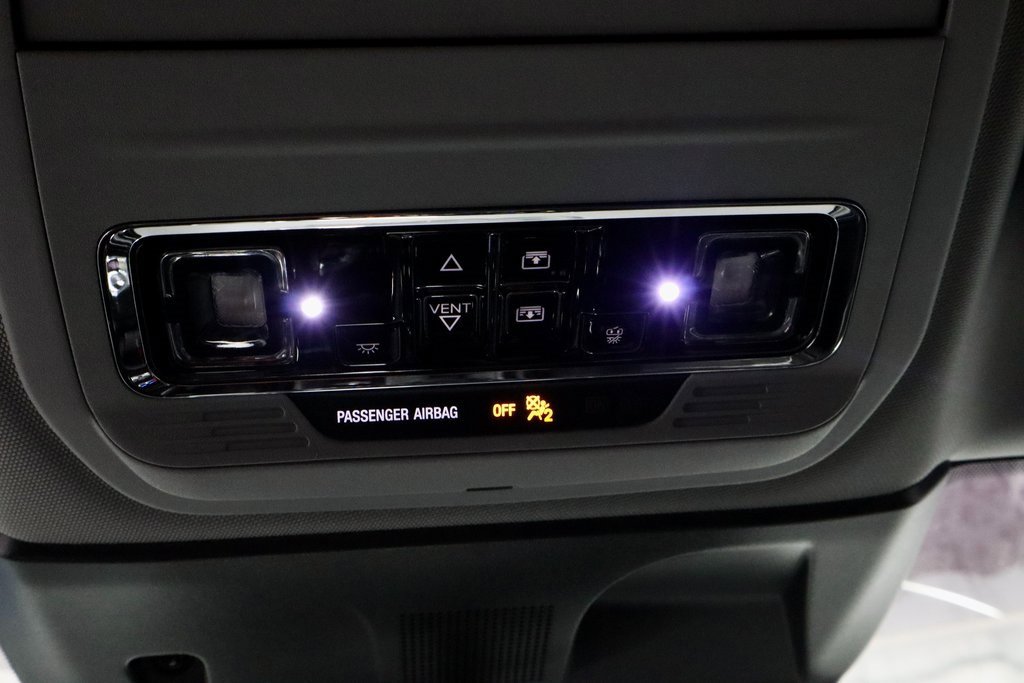 Used 2022 Lincoln Corsair AWD w/ Premium Package image 27