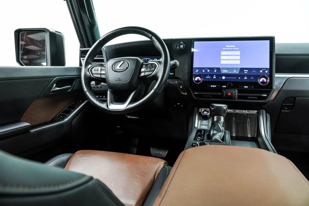 Used 2024 Lexus GX 550 w/ Accessory Package (2T) AWD/4WD image 24