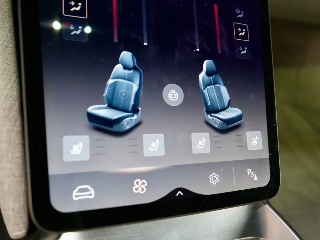 Used 2022 Lucid Air Grand Touring image 24