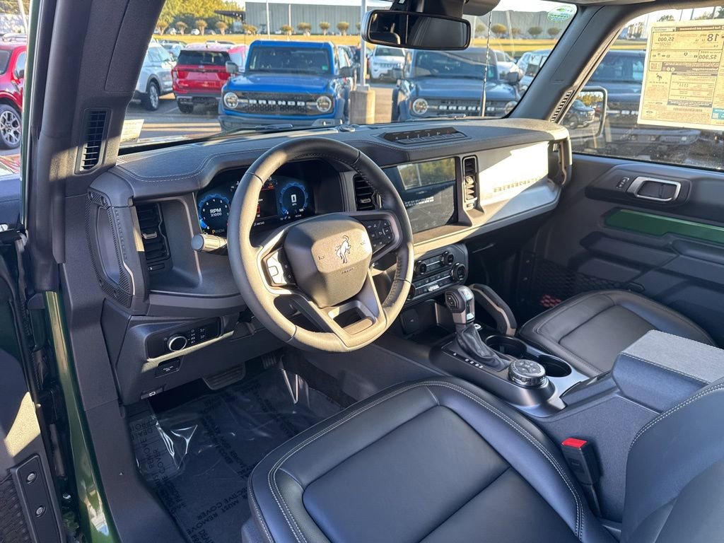 New 2025 Ford Bronco Badlands image 11