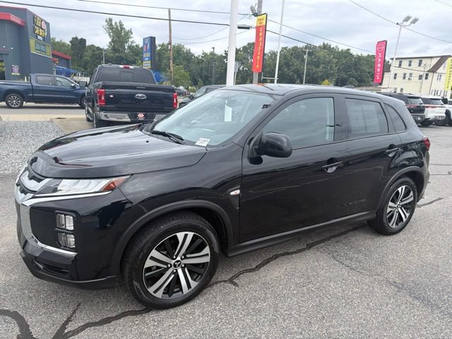 Used 2026 Mitsubishi Outlander Sport ES AWD/4WD image 1