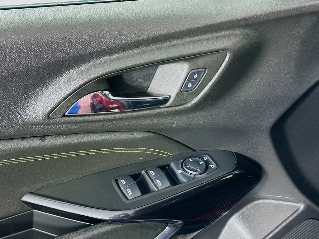 Used 2024 Chevrolet Trax LT w/ Driver Confidence Package image 23