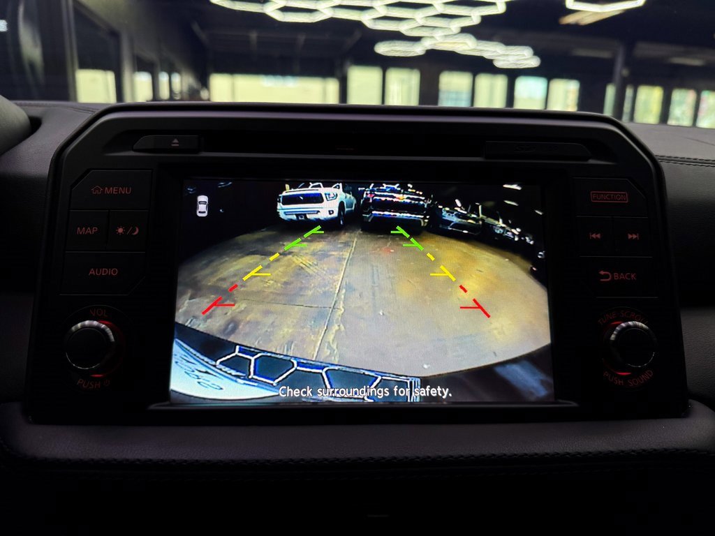 Used 2017 Nissan GT-R Premium image 32