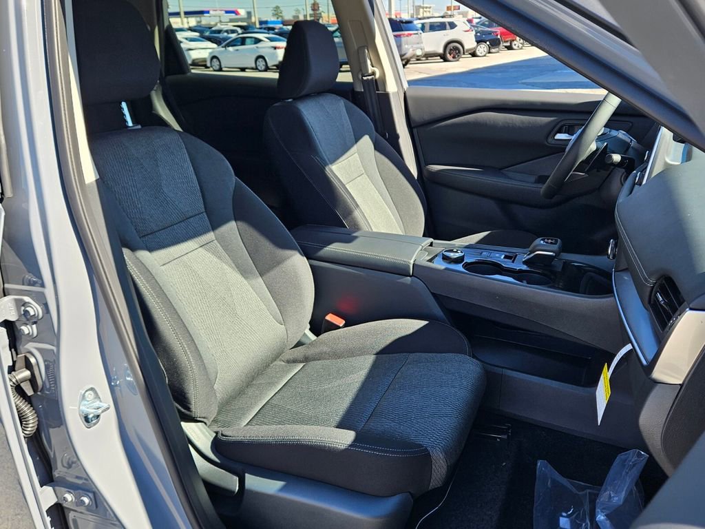 New 2026 Nissan Rogue SV image 15