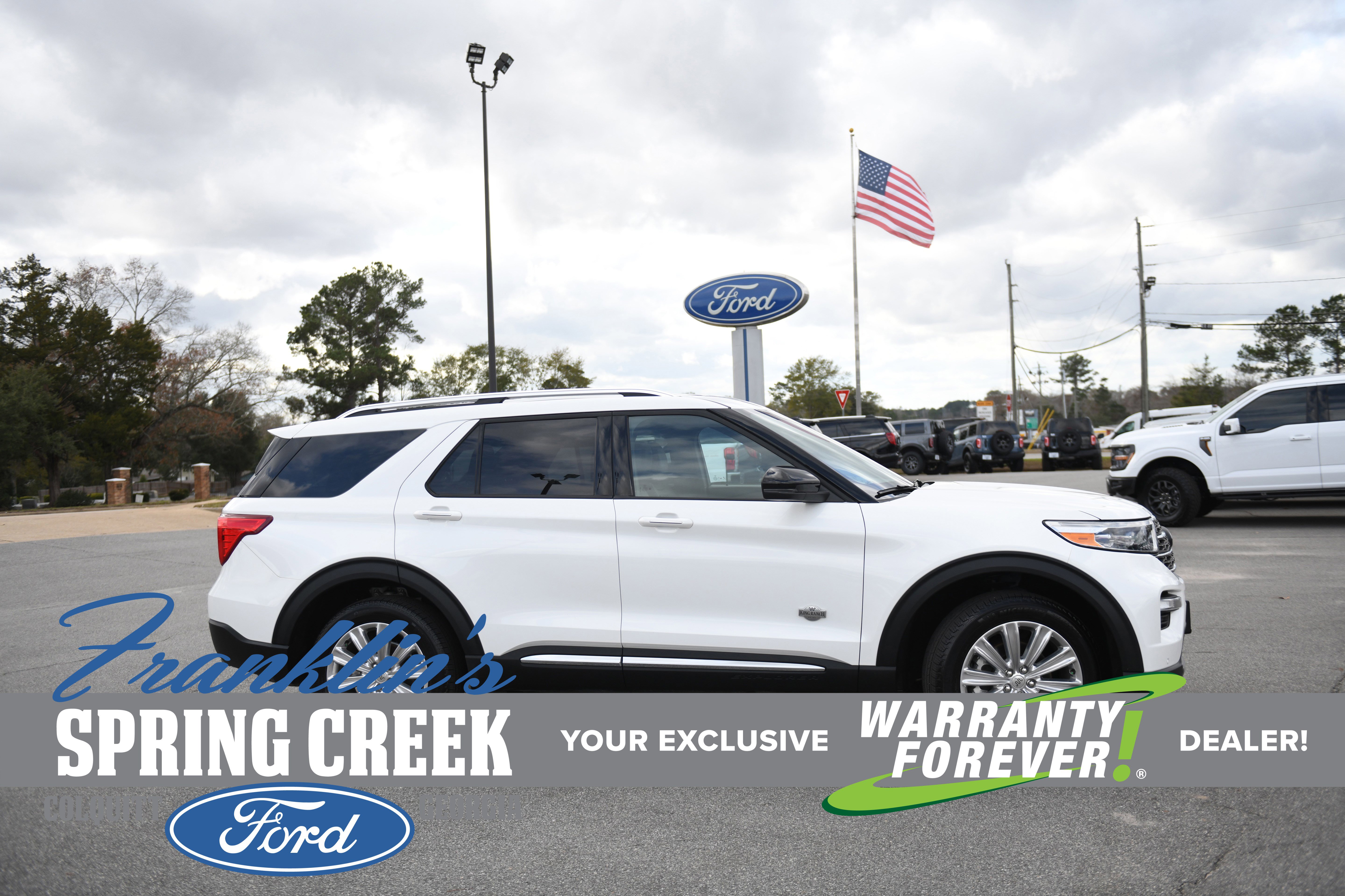 Used 2024 Ford Explorer King Ranch w/ Technology Package image 1
