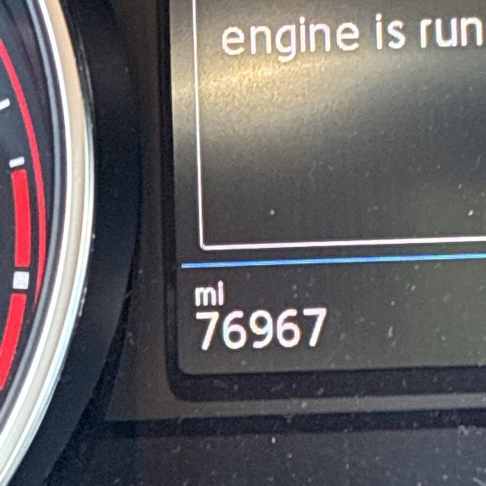 Used 2018 Volkswagen Tiguan SEL AWD/4WD image 9