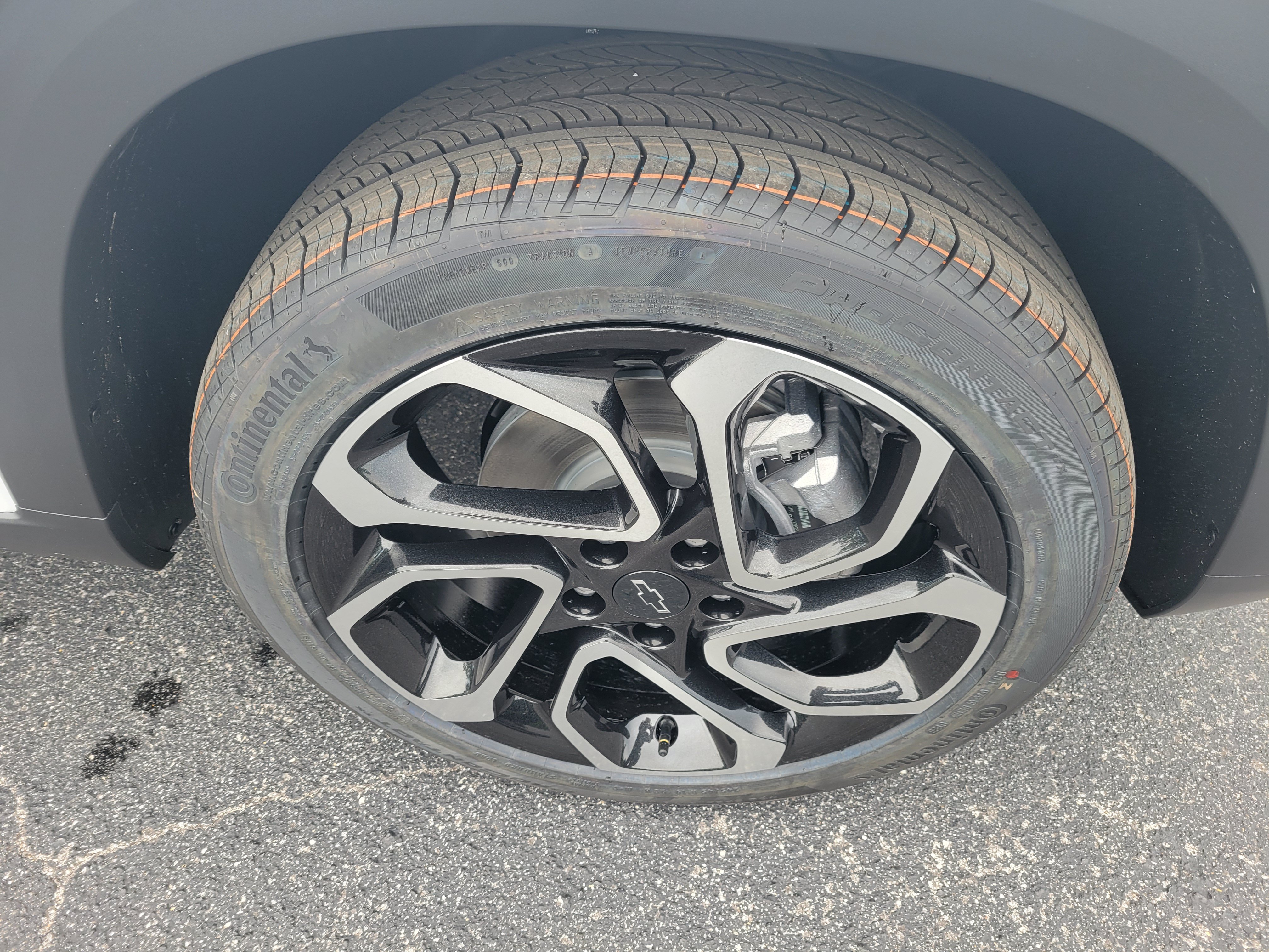 New 2026 Chevrolet Trax RS w/ Driver Confidence Package FWD image 32