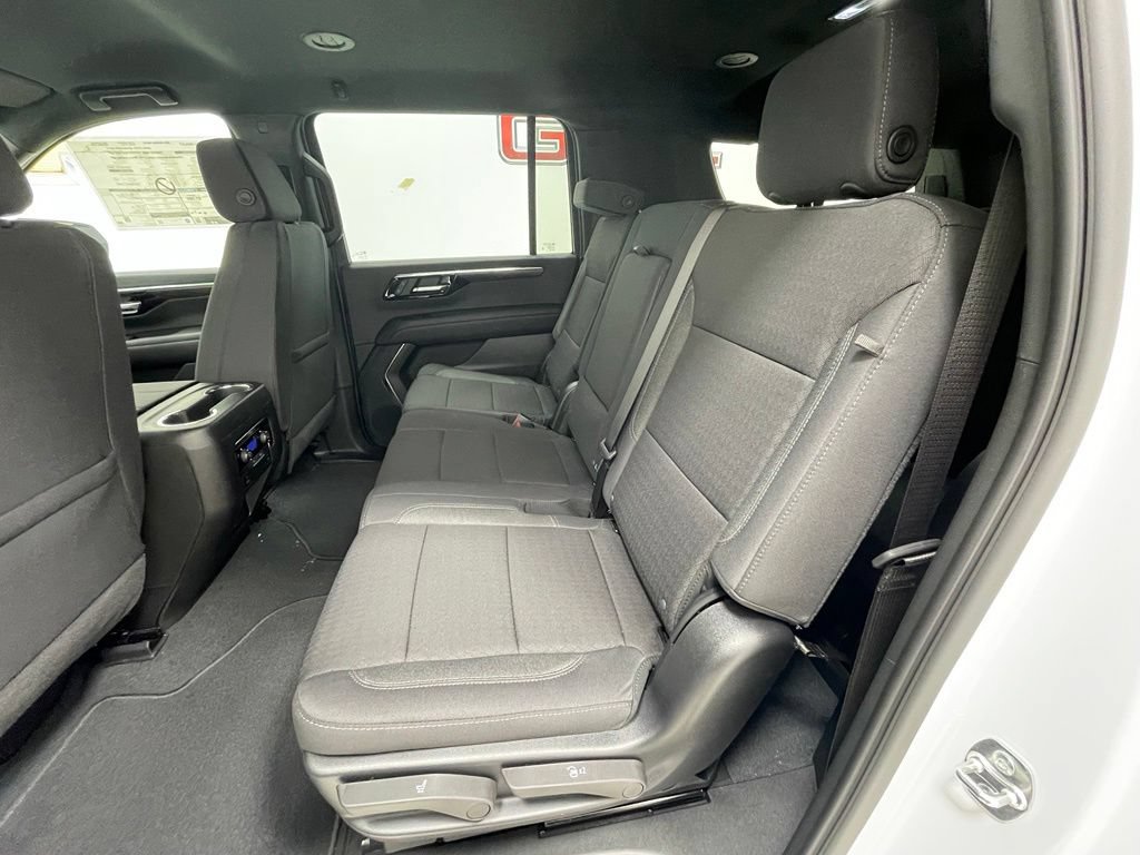 New 2026 Chevrolet Suburban LS AWD/4WD image 11