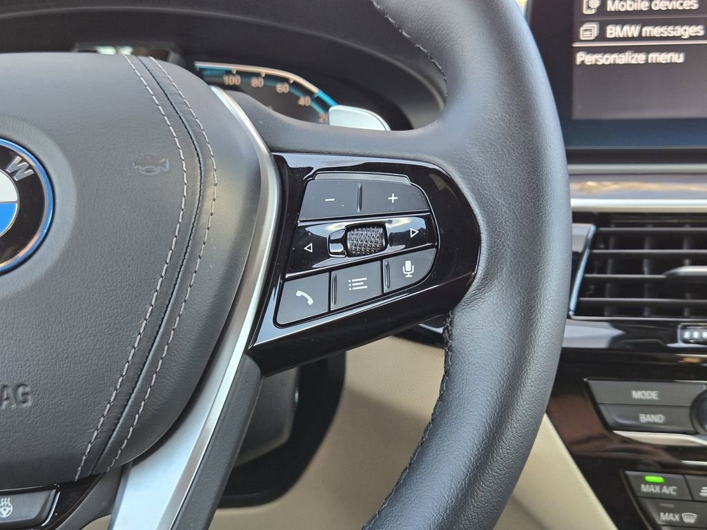 Used 2023 BMW 530e xDrive 530e iPerformance image 26