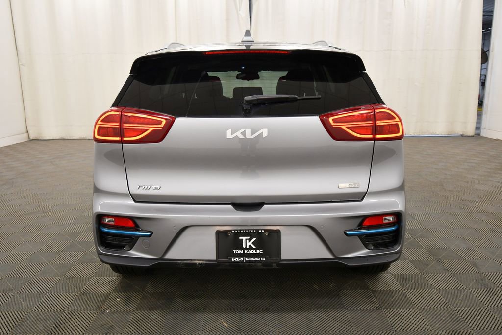 Used 2022 Kia Niro EX Premium w/ Cold Weather Package image 6