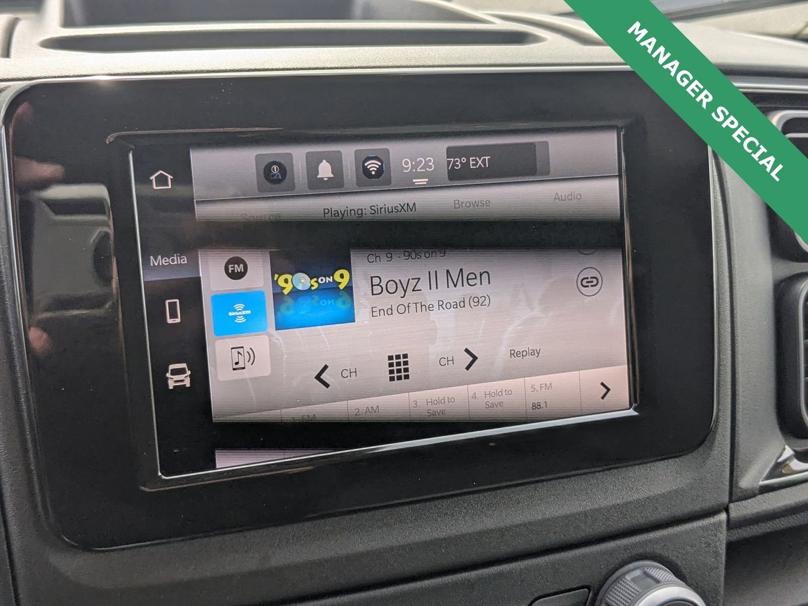 Used 2025 RAM ProMaster 3500 w/ Convenience Group image 17