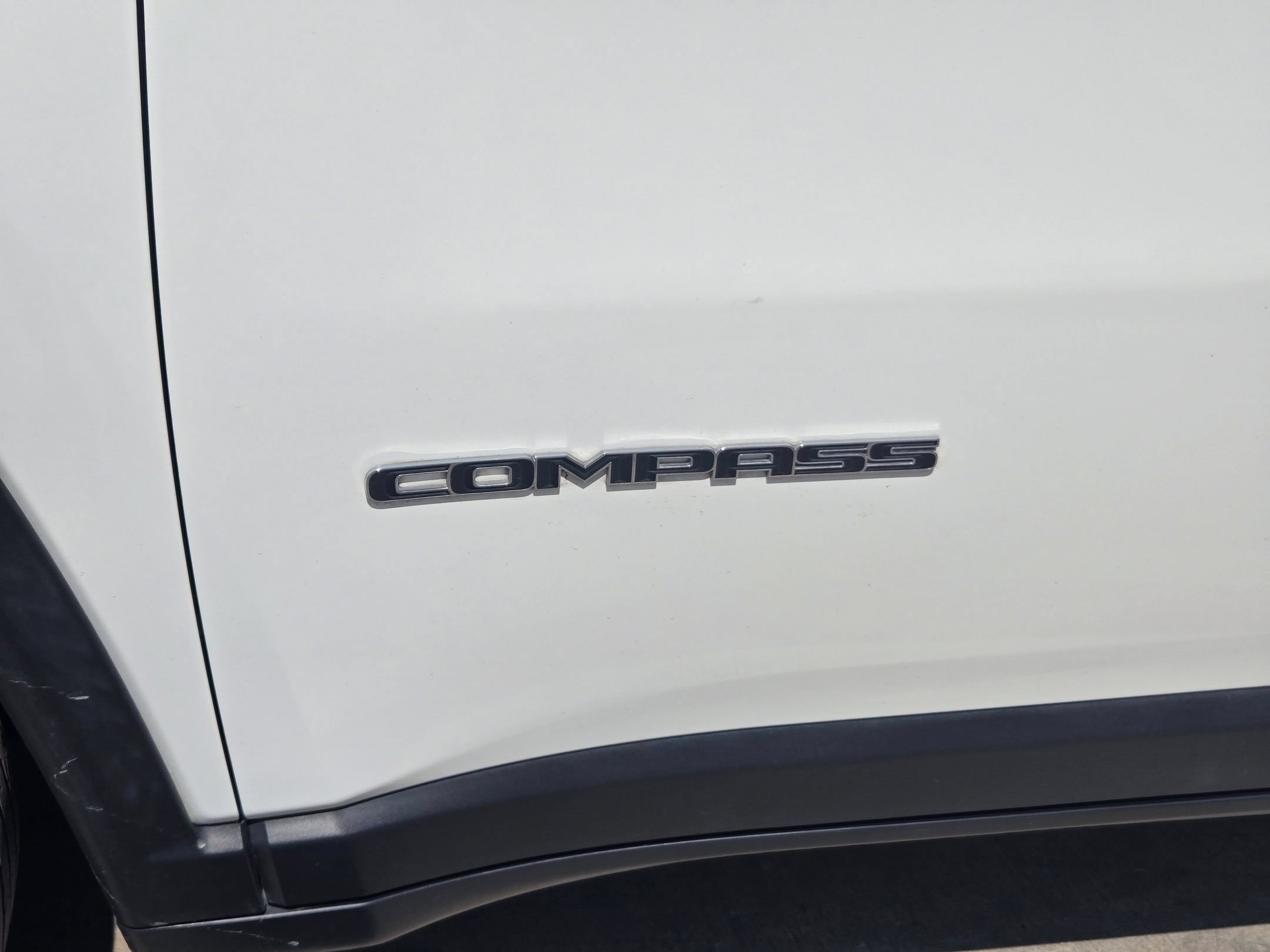Used 2021 Jeep Compass Limited AWD/4WD image 5