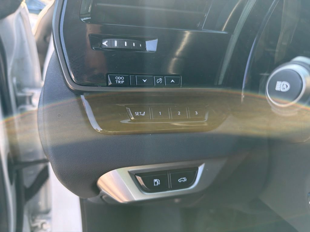 Certified 2025 Lexus RX 350h AWD/4WD image 23
