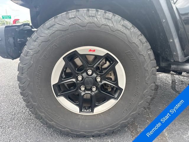 Used 2018 Jeep Wrangler Unlimited Rubicon w/ Dual Top Group AWD/4WD image 11
