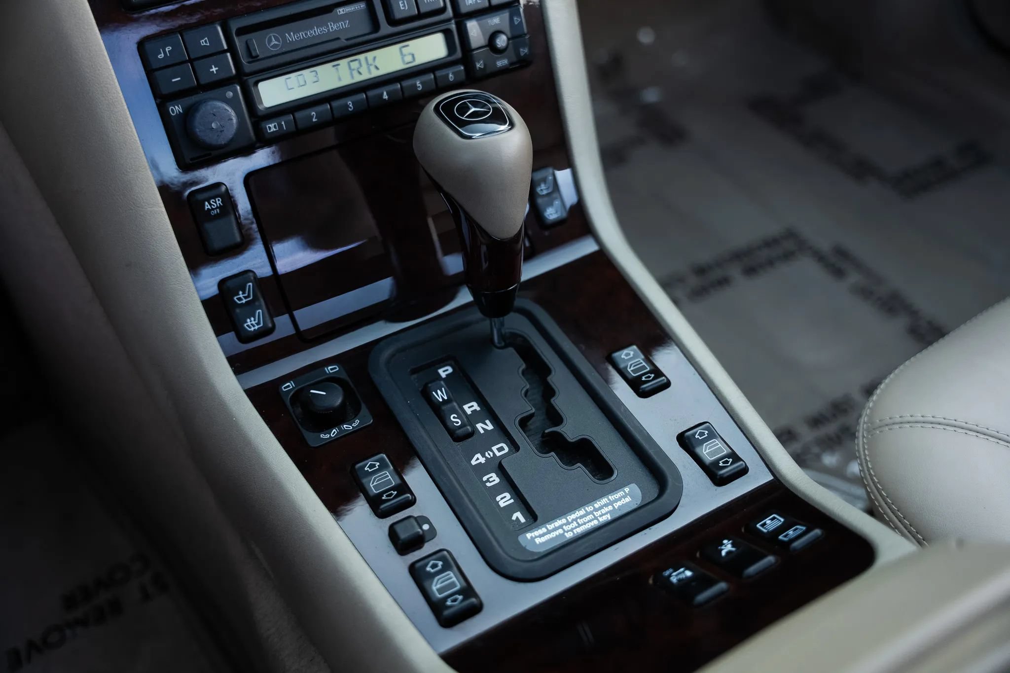 Used 1997 Mercedes-Benz S 500 Coupe image 31