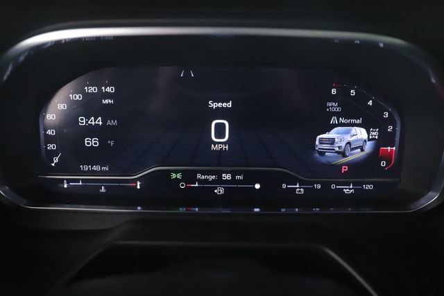 Used 2024 GMC Yukon AT4 w/ Technology Package image 22