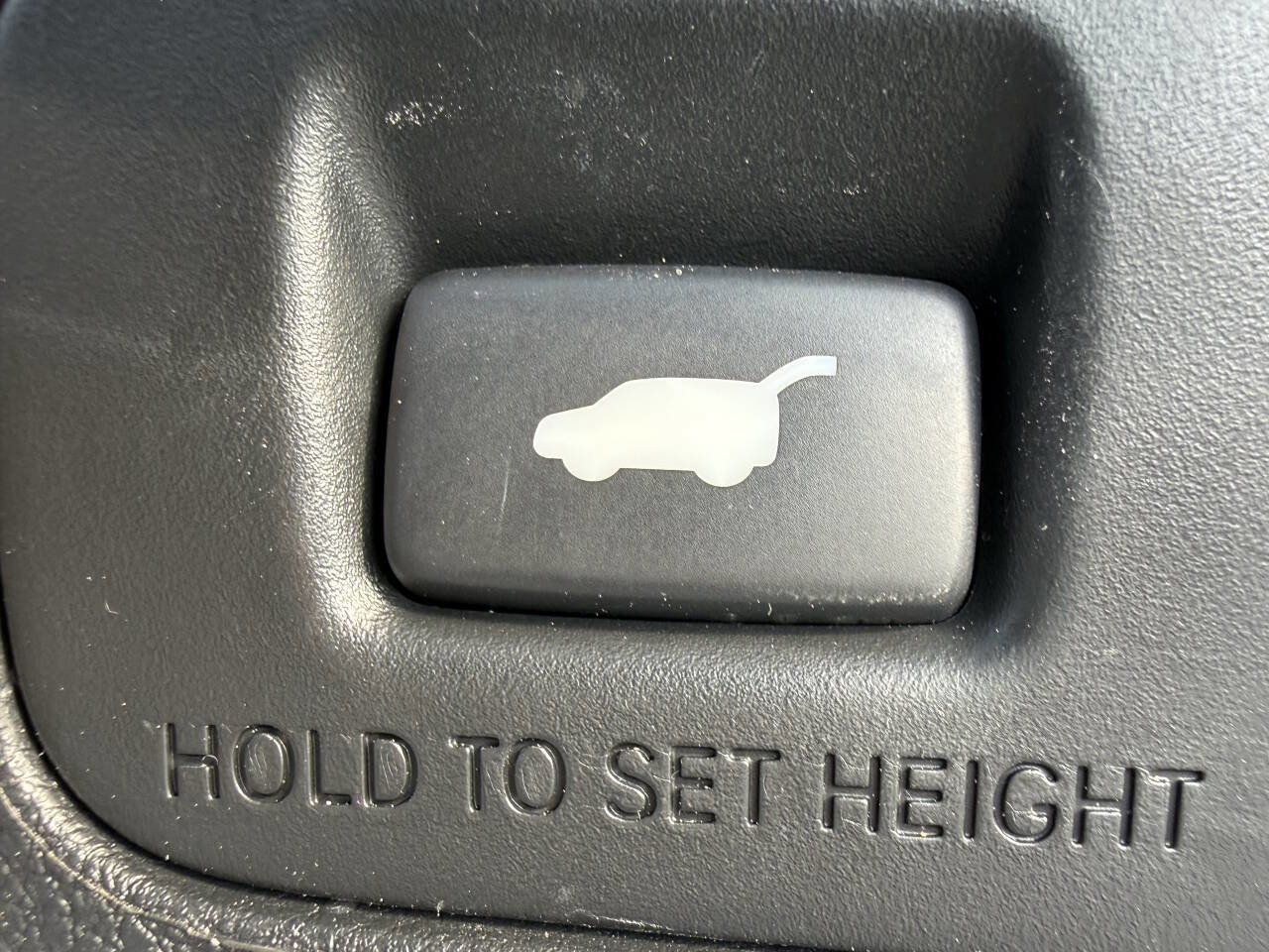 Used 2020 Honda CR-V Touring image 22