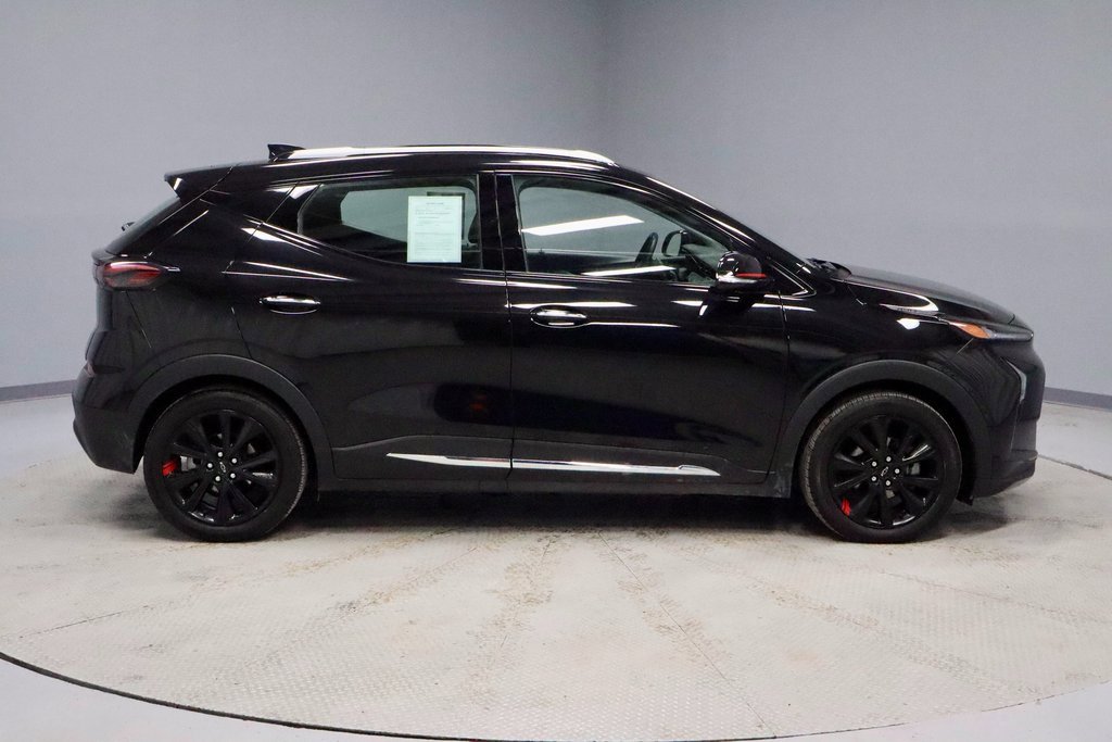 Used 2023 Chevrolet Bolt EUV Premier w/ Sun & Sound Package image 11