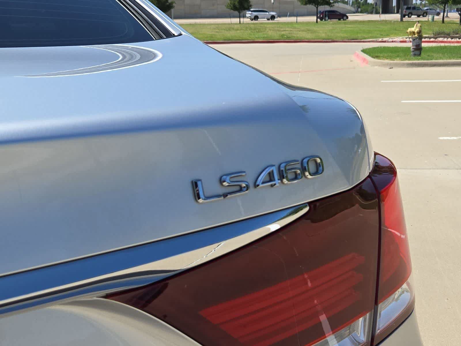 Used 2013 Lexus LS 460 w/ Comfort Pkg RWD image 11