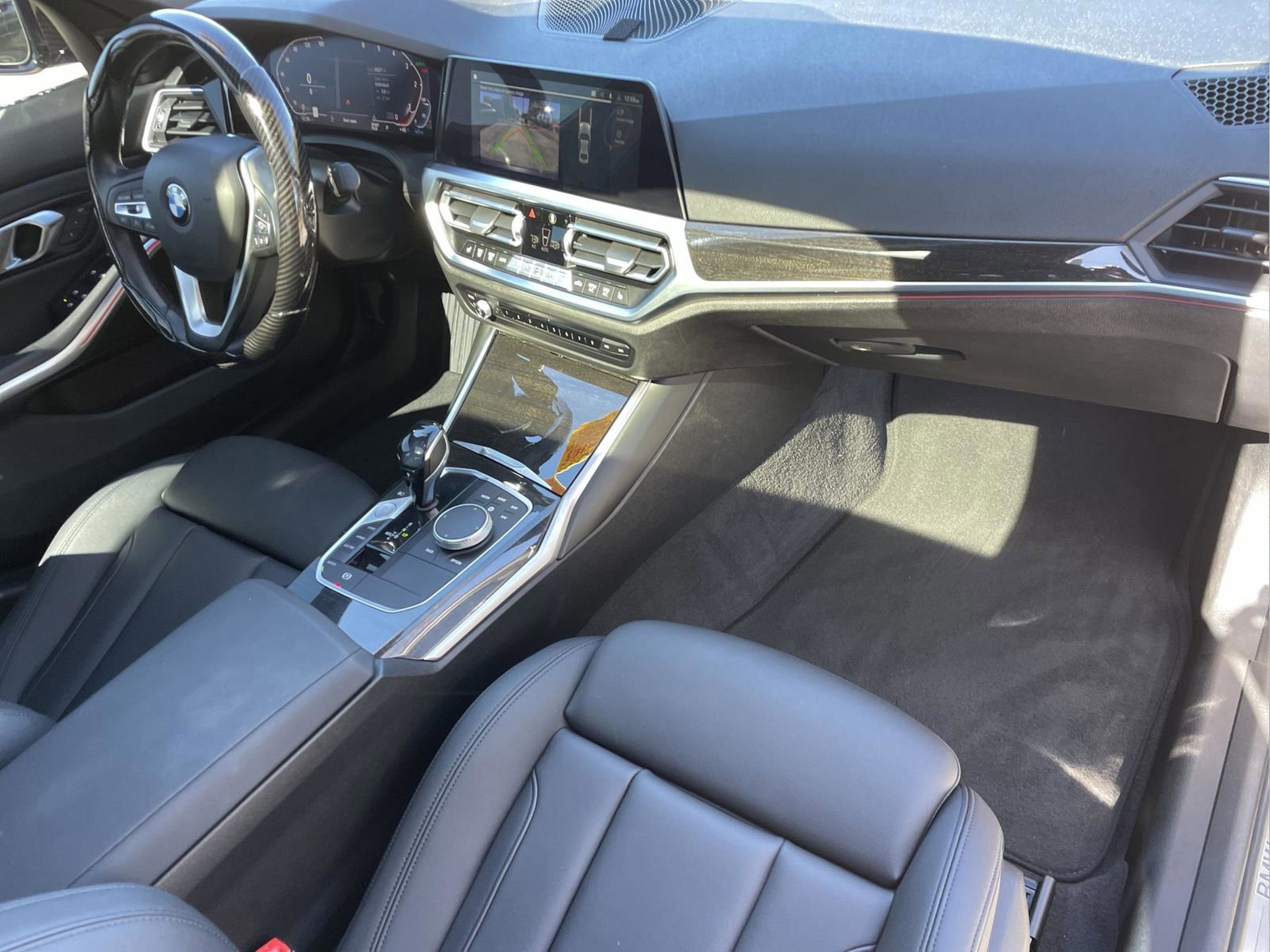 Used 2021 BMW 330e w/ Convenience Package image 18