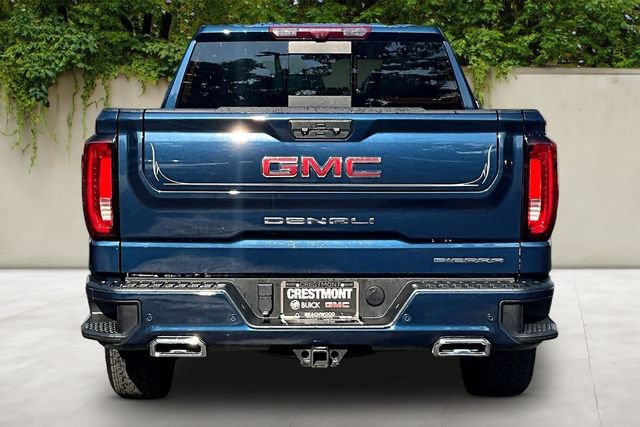 Used 2023 GMC Sierra 1500 Denali w/ Technology Package AWD/4WD image 5