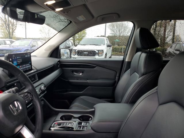Used 2025 Honda Pilot EX-L image 17