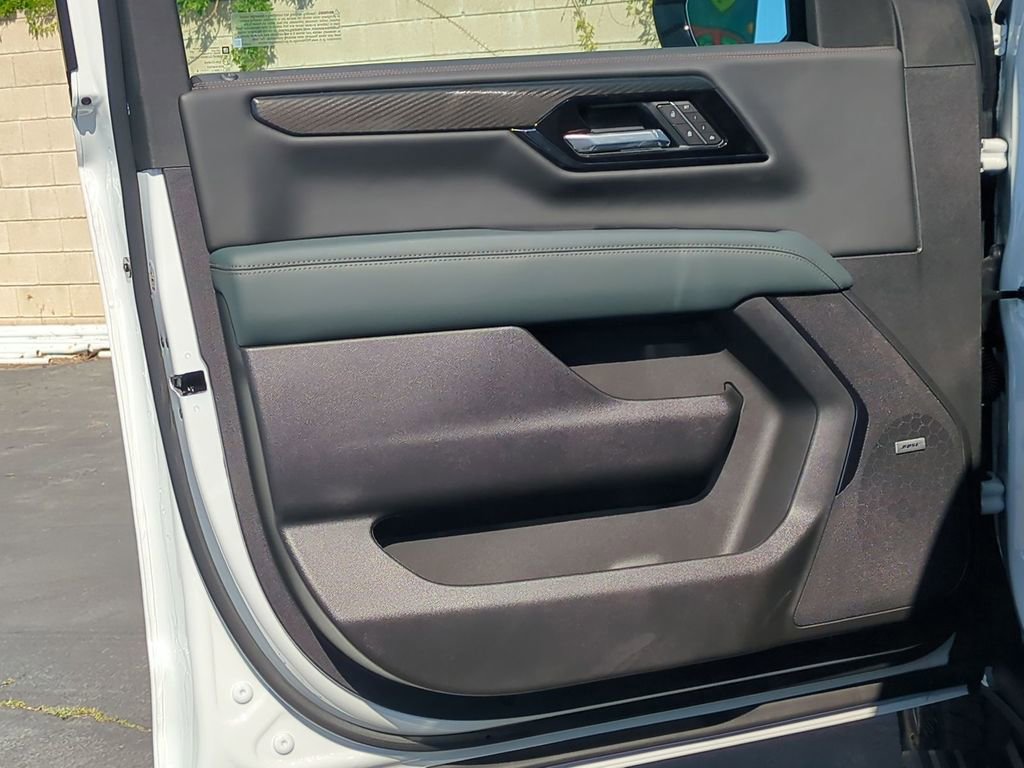 New 2026 GMC Yukon XL AT4 w/ AT4 Premium Plus Package image 25