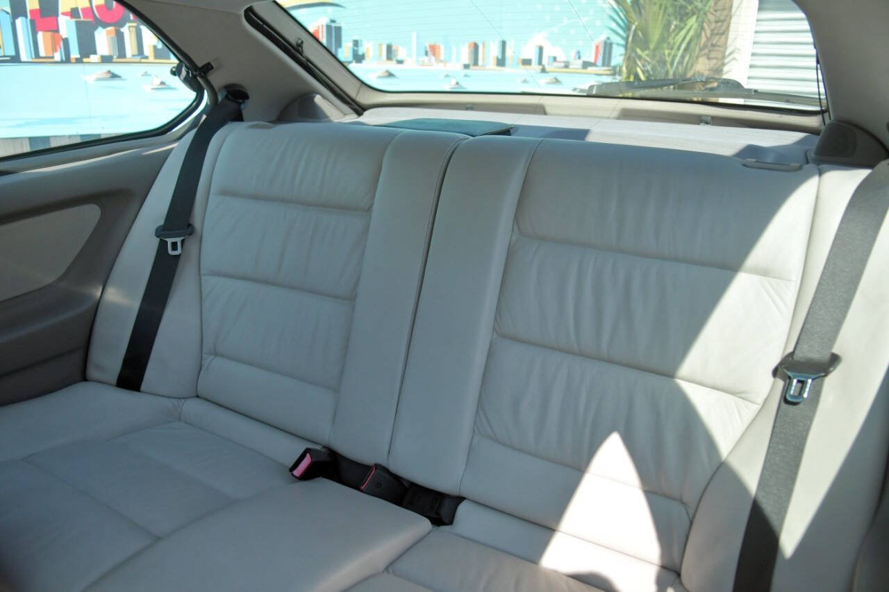 Used 1995 BMW 318ti Hatchback RWD image 21