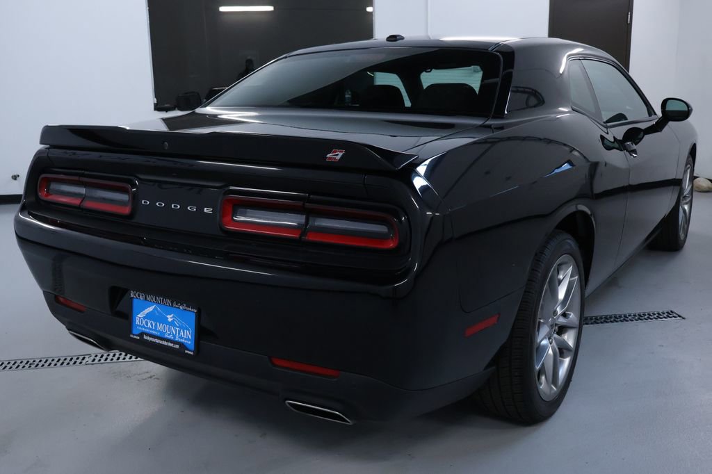 Used 2023 Dodge Challenger GT image 7