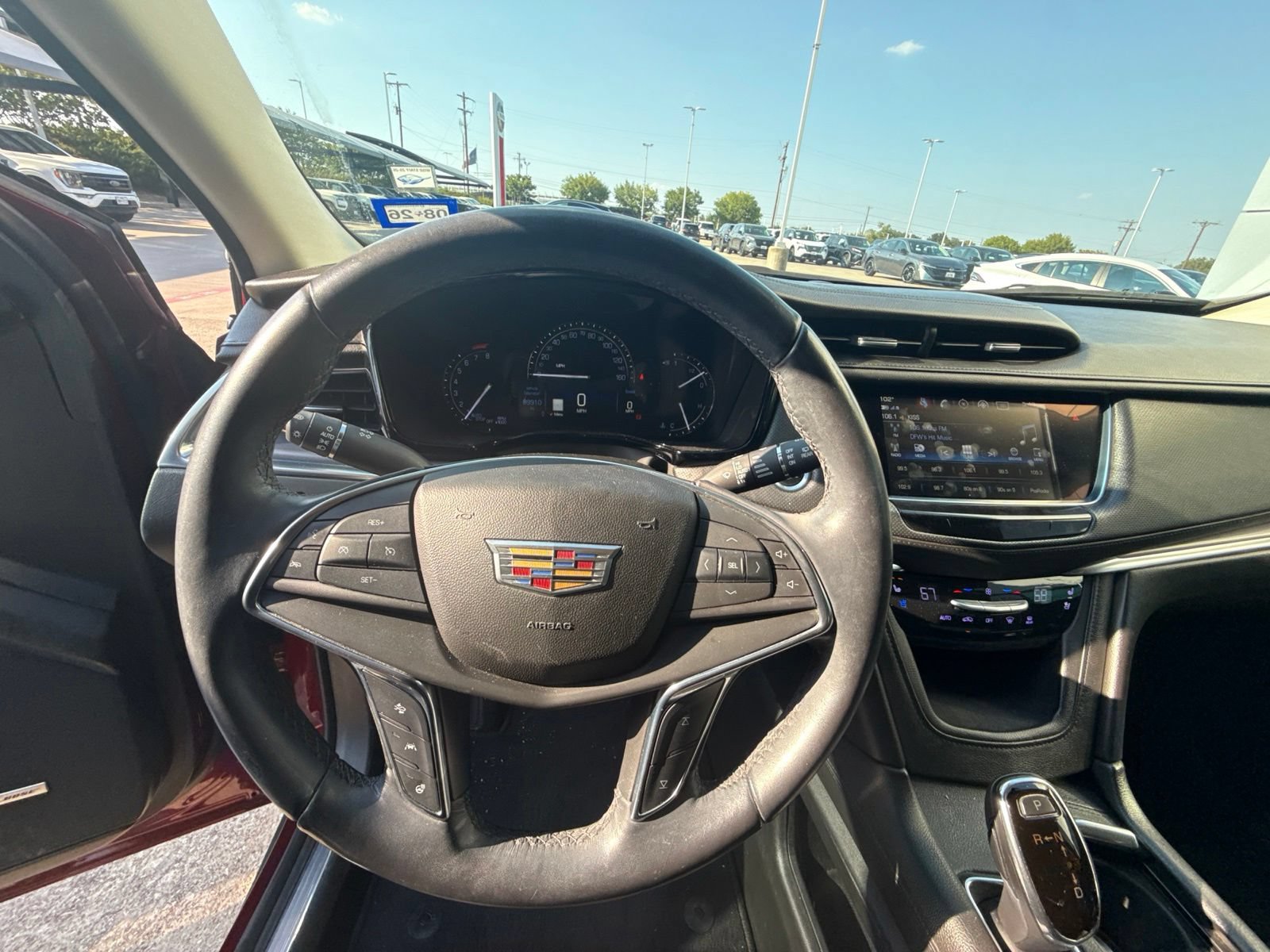 Used 2018 Cadillac XT5 Premium Luxury w/ Driver Assist Package FWD image 7