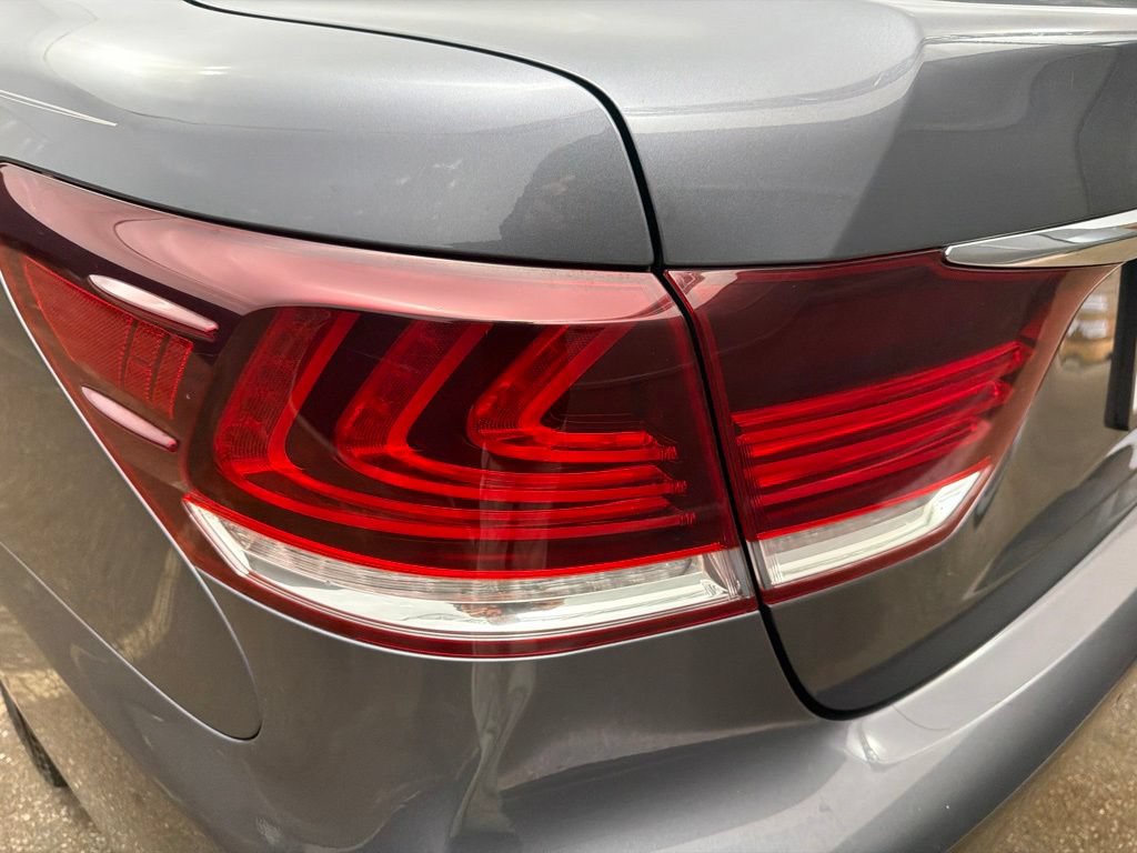Used 2017 Lexus LS 460 AWD w/ Comfort Package image 22