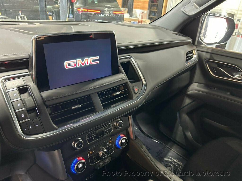 Used 2023 GMC Yukon SLE w/ Gmc Pro Safety Plus Package AWD/4WD image 13
